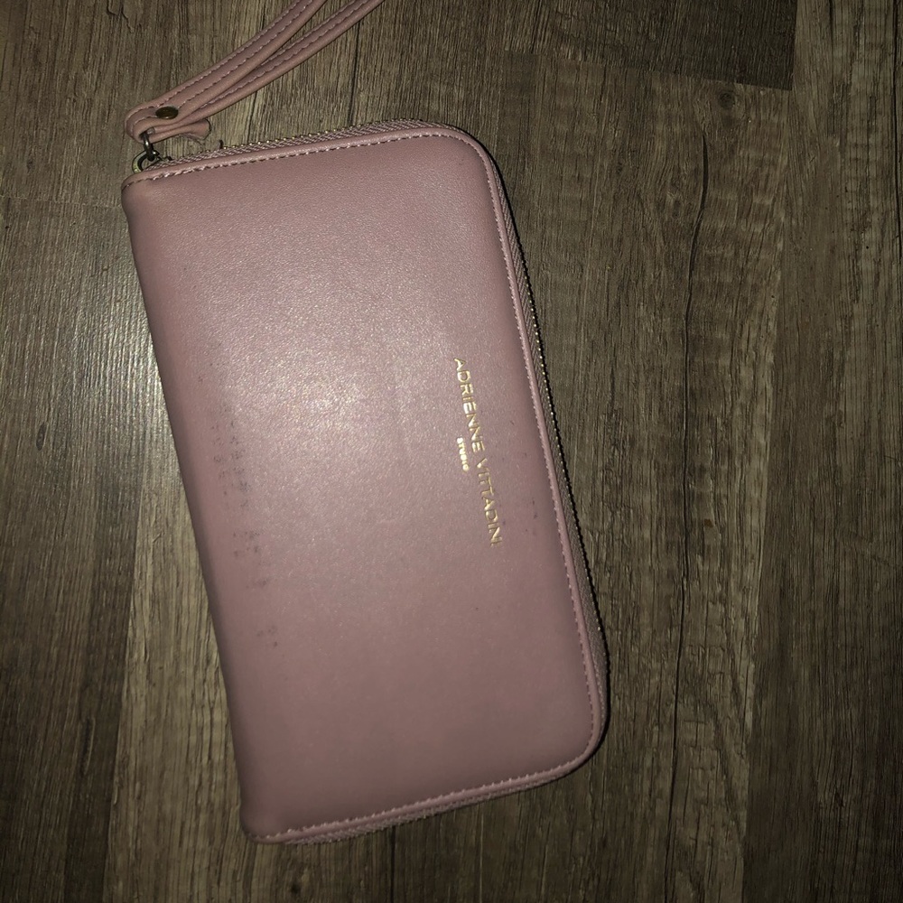 Pink wristlet wallet with charging box!